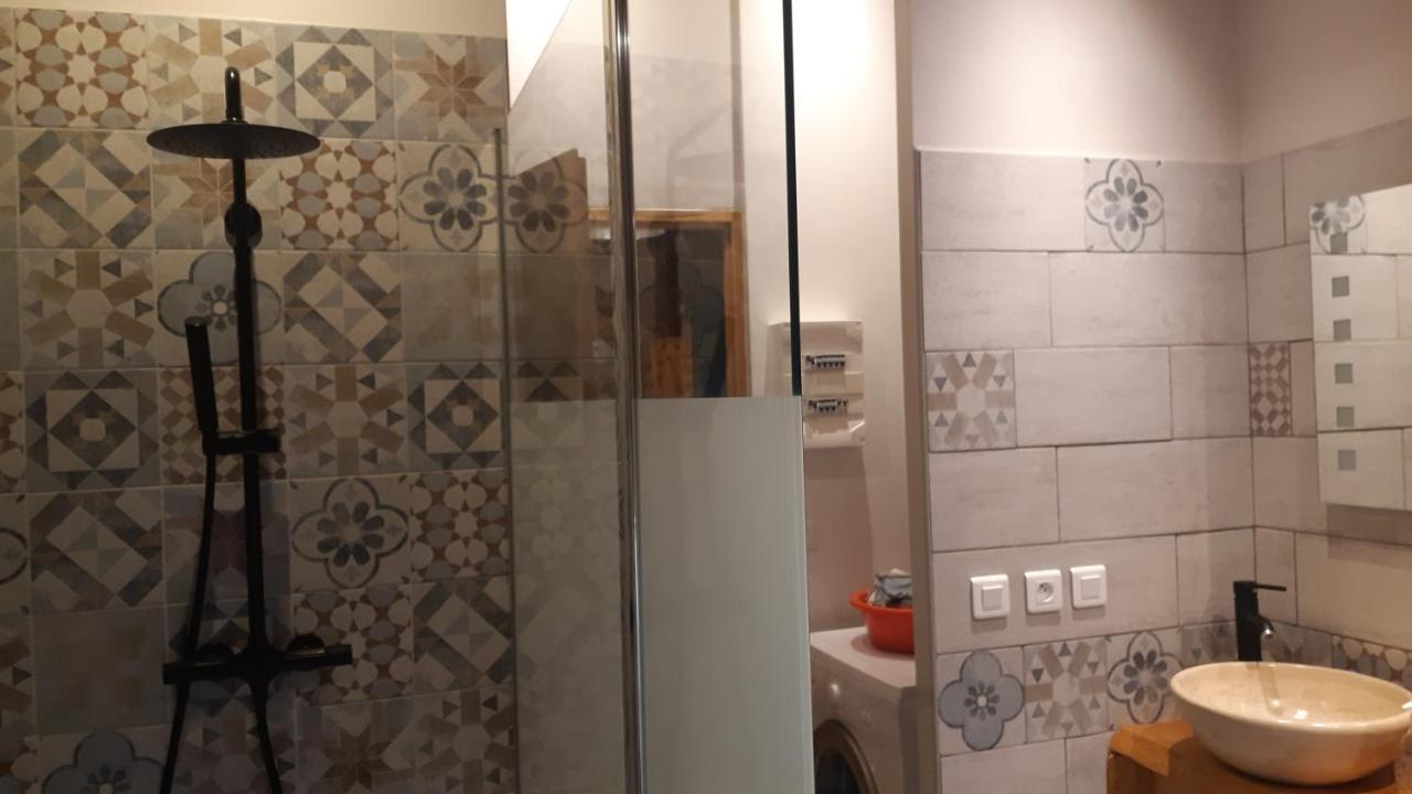 Maison Proche De La Nature Querigut 外观 照片